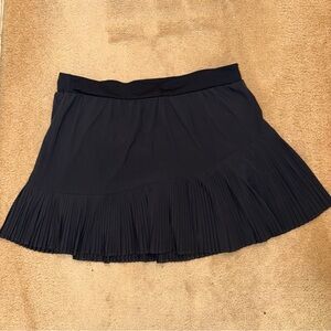 SPANX BLACK Pleated Hem Women's SKORT